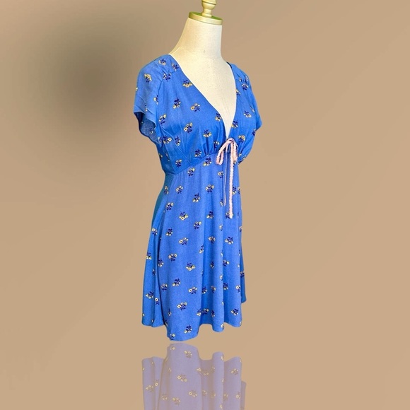 NWT Free People ‘Everyone’s Favorite Mini Dress’ in “Dutch Blue Combo” Size XS - Picture 15 of 16